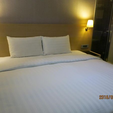 Leesing Hotel - Qixian Kaohsiung Exterior foto